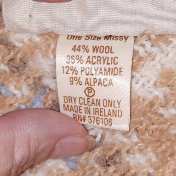 IRISH ALPACA Fringe Plaid Poncho Cape Sweater BOYNE VALLEY WEAVERS Tan Blue OS - Picture 8 of 10